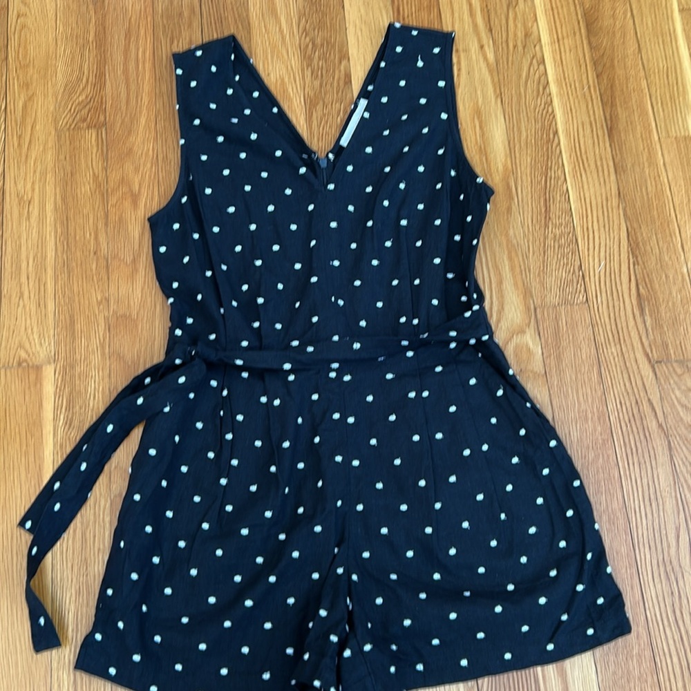 LOFT Romper - Picture 2 of 9